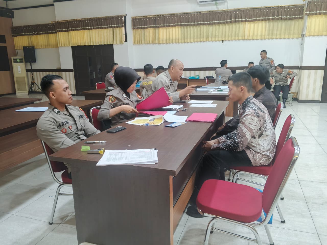 Pelaksanaan seleksi penerimaan terpadu calon anggota Polri Tahun Anggaran 2026 untuk jalur Akpol, Bintara, dan Tamtama di Pabanrim Polresta Pontianak Polda Kalbar 