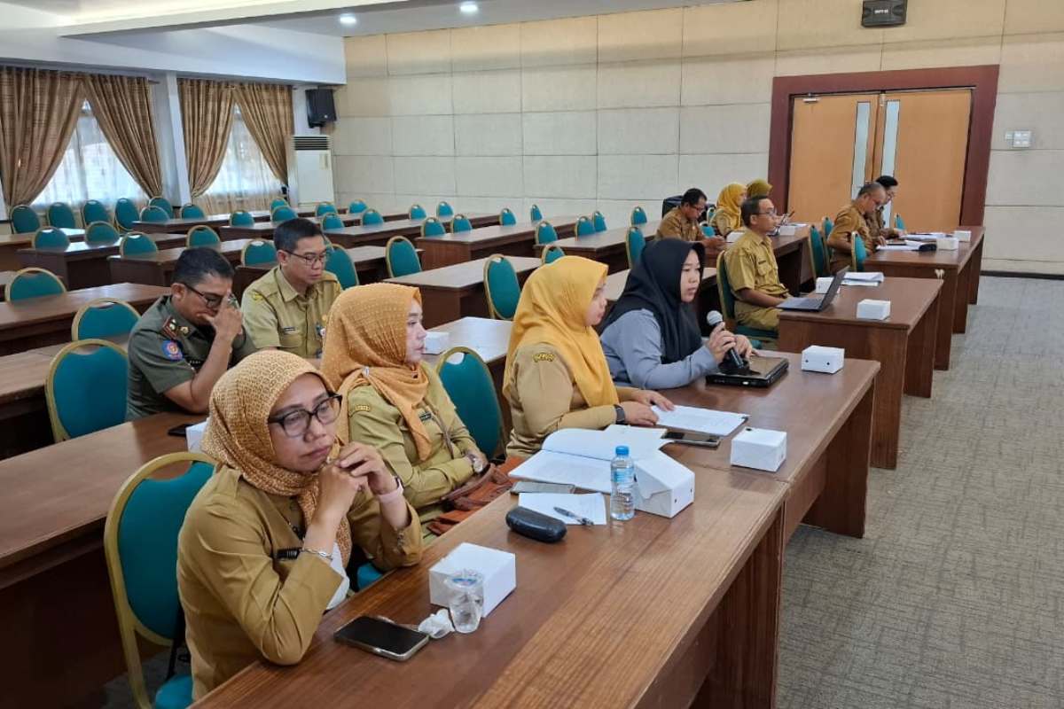 Kanwil Kemenkum Kalbarmengikuti rapat Raperda Riparda Kota Pontainak 2026-2040 pada Selasa (31/3).