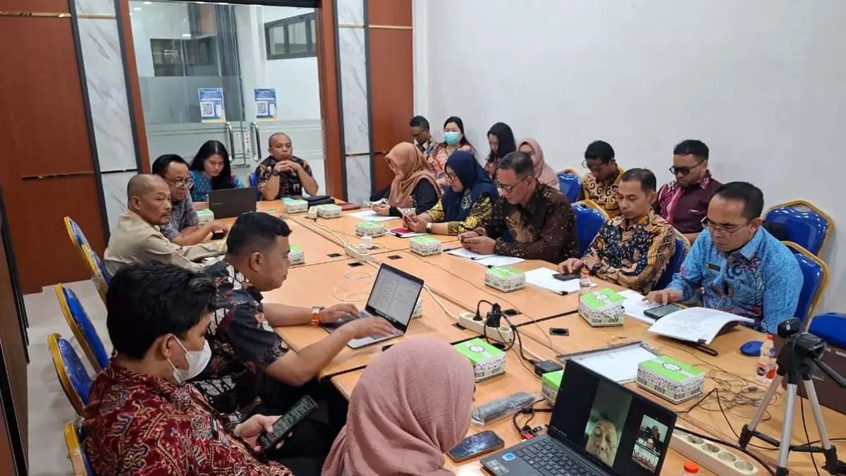 Kanwil Kemenkum Kalbar menggelar rapat harmonisasi Raperwali Kota Pontianak pada Kamis (2/4). (ISTIMEWA)