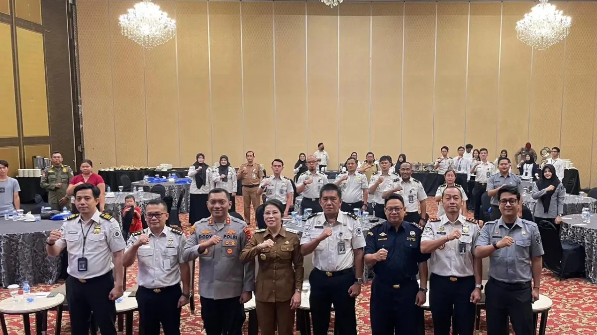 Kanwil Kemenkum Kalbar menggelar talkshow di Ballroom Mahkota Hotel Singkawang, Senin (6/4). (ISTIMEWA)