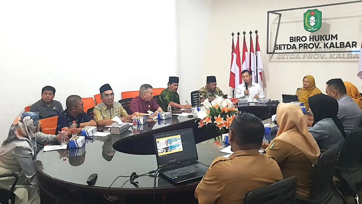 Kanwil Kemenkum Kalbar mengikuti rapat konsultasi pimpinan dan anggota DPRD Sambas pada Senin (6/4). (ISTIMEWA)