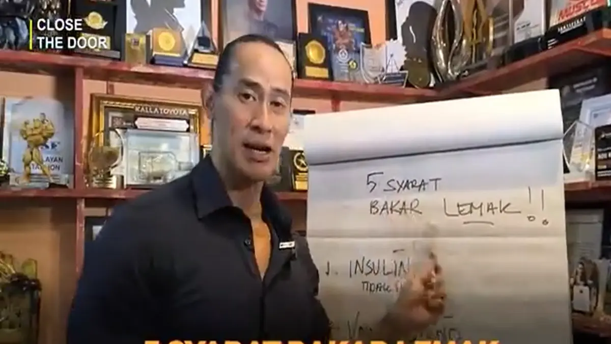 Ade Rai membagikan panduan lengkap tentang cara membakar lemak secara efektif. (YOUTUBE)