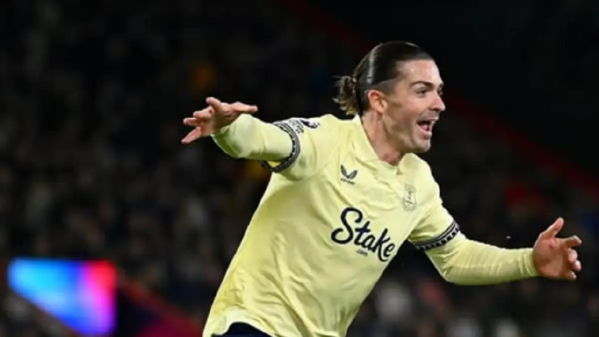 Jack Grealish saat membela Everton dalam sebuah pertandingan. (INSTAGRAM/@jackgrealish)