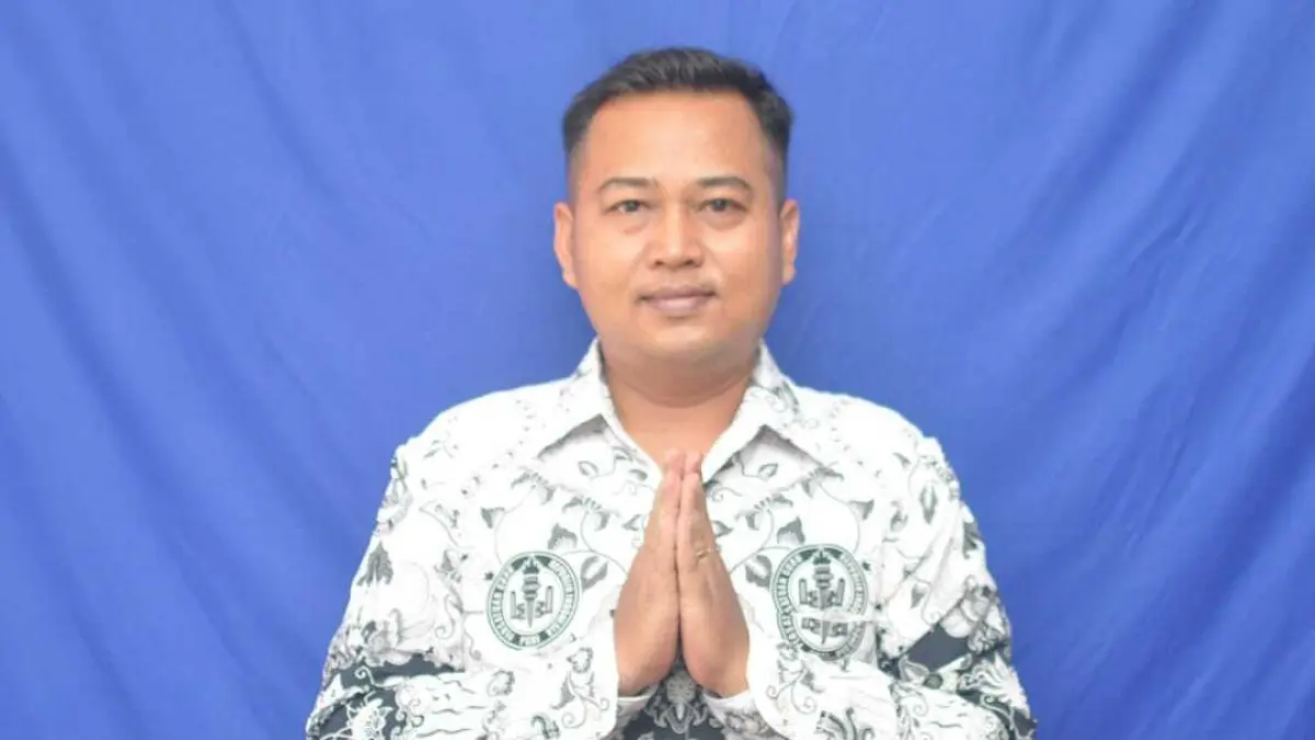Ketua Persatuan Guru Republik Indonesia (PGRI) Kapuas Hulu Yogha Utama Waringin. (DOK PONTIANAK POST)