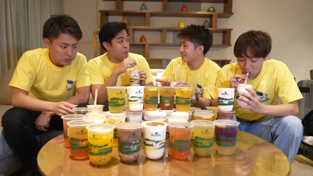 Jerome Polin bersama Waseda Boys saat membuat konten mukbang Menantea, diunggah melalui kanal YouTube Nihongo Mantappu.