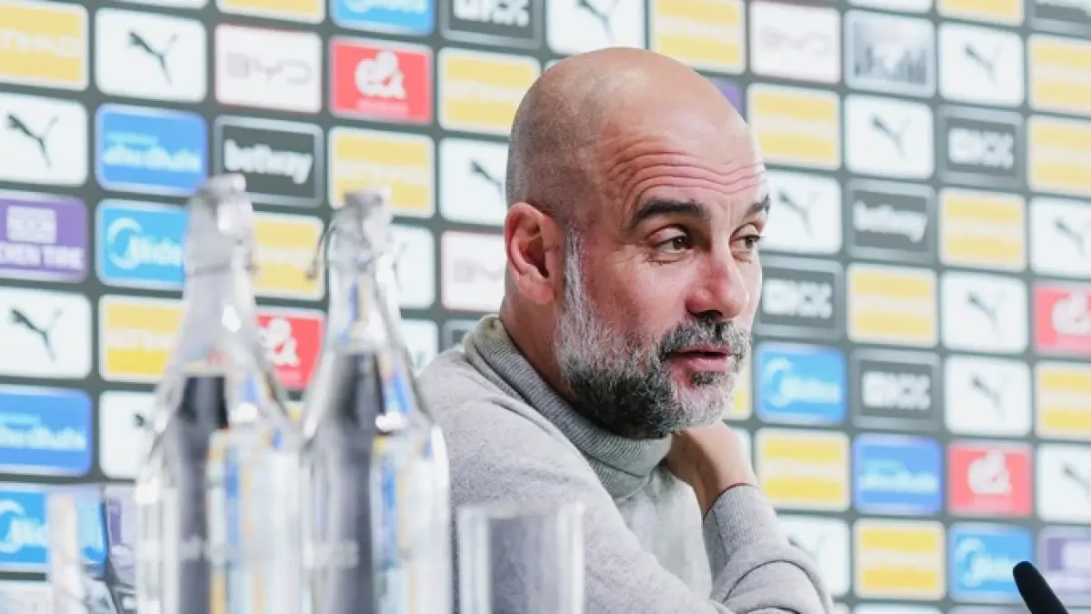 Pelatih Manchester City Pep Guardiola saat sumpa pers menjelang pertandingan melawan Chelsea  mengatakan tekadnya  untuk mengumpulkan banyak poin demi mempertahankan peluang meraih gelar Liga Premier Inggris.  (DOK.MANCHESTER CITY)