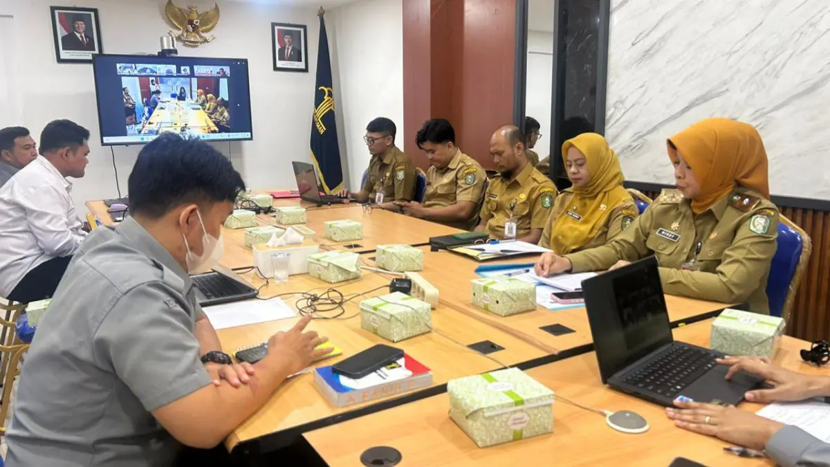 Kanwil Kemenkum Kalbar menggelar rapat harmonisasi Rapergub Kalbar pada Selasa (14/4). (DOK KANWIL KEMENKUM KALBAR)