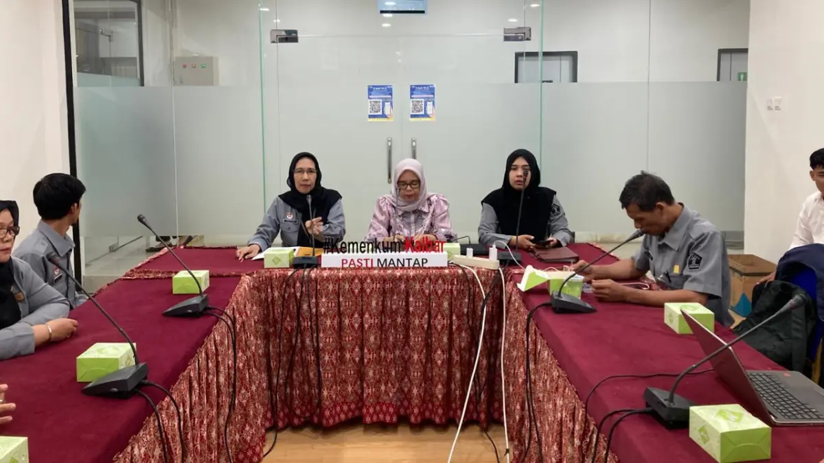 Kanwil Kemenkum Kalbar menggelar rapat inventarisasi permasalahan hukum di Ruang Rapat Muladi Kanwil Kemenkum Kalbar, Selasa (14/4). (ISTIMEWA)