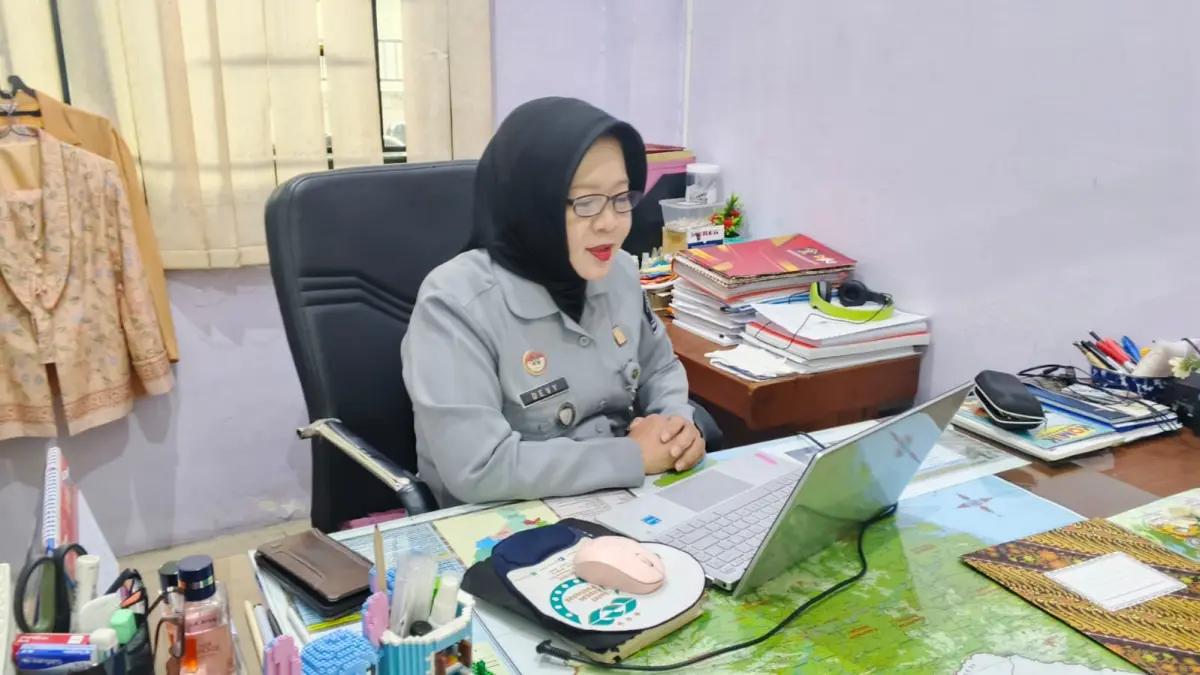 Kanwil Kemenkum Kalbar mengikuti webinar pendampingan Masyarakat Perlindungan Indikasi Geografis (MPIG) pada Senin (13/4). (DOK KANWIL KEMENKUM KALBAR)