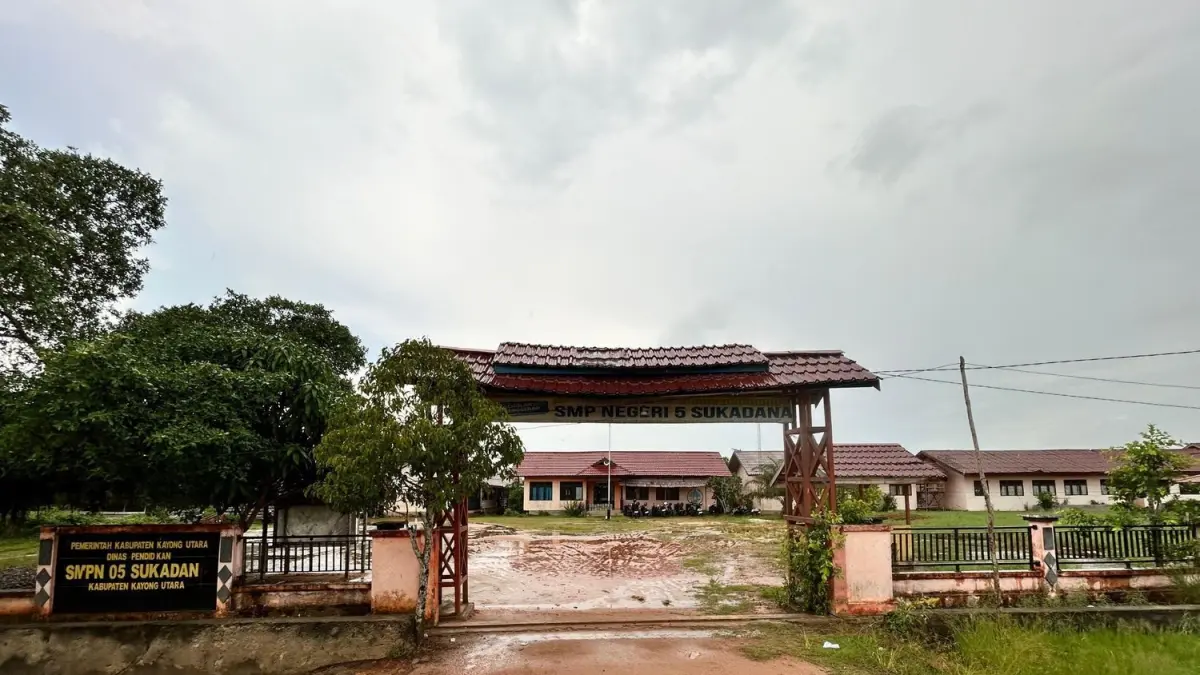 SMPN 5 Sukadana, Kayong Utara, Kalimantan Barat menjadi sasaran empuk aksi pencurian pada Selasa (14/04).  