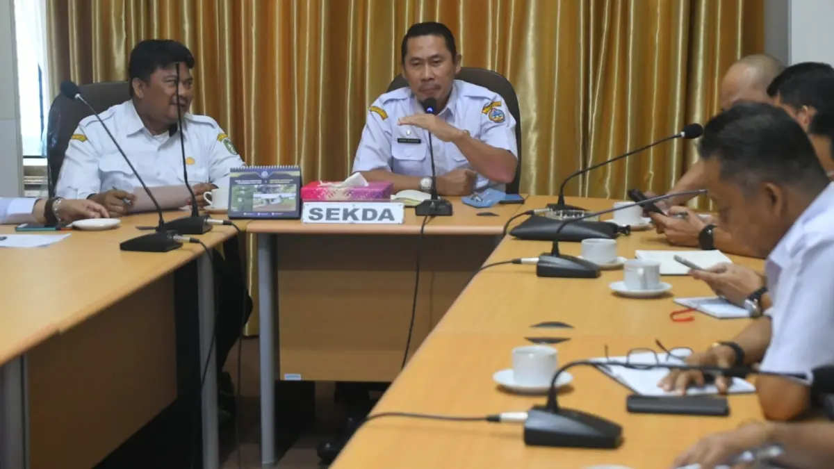 Entry Meeting Pengawasan Penyelenggaraan Pemerintah Daerah di Kabupaten Kayong Utara oleh Tim Inspektorat Provinsi Kalimantan Barat. (PROKOPIM KKU)