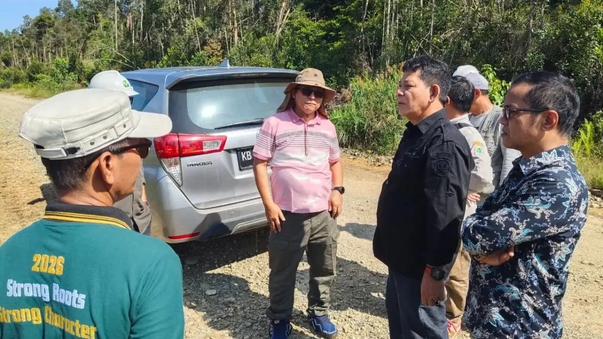 Tim Inti Bapenda Kapuas Hulu turun ke lapangan untuk mensosialisasikan dan mengawal aturan baru soal pajak ke perusahaan. 