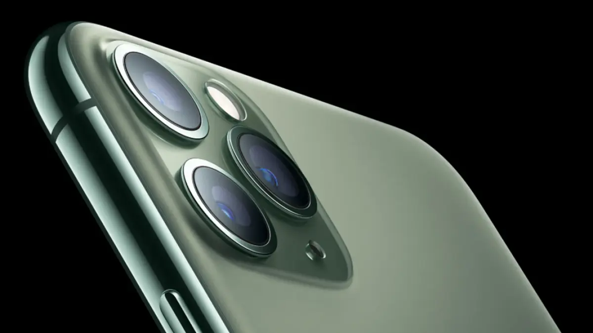 iPhone 11 disebut tidak masuk daftar perangkat yang mendapat iOS 27 (Dok. Apple)