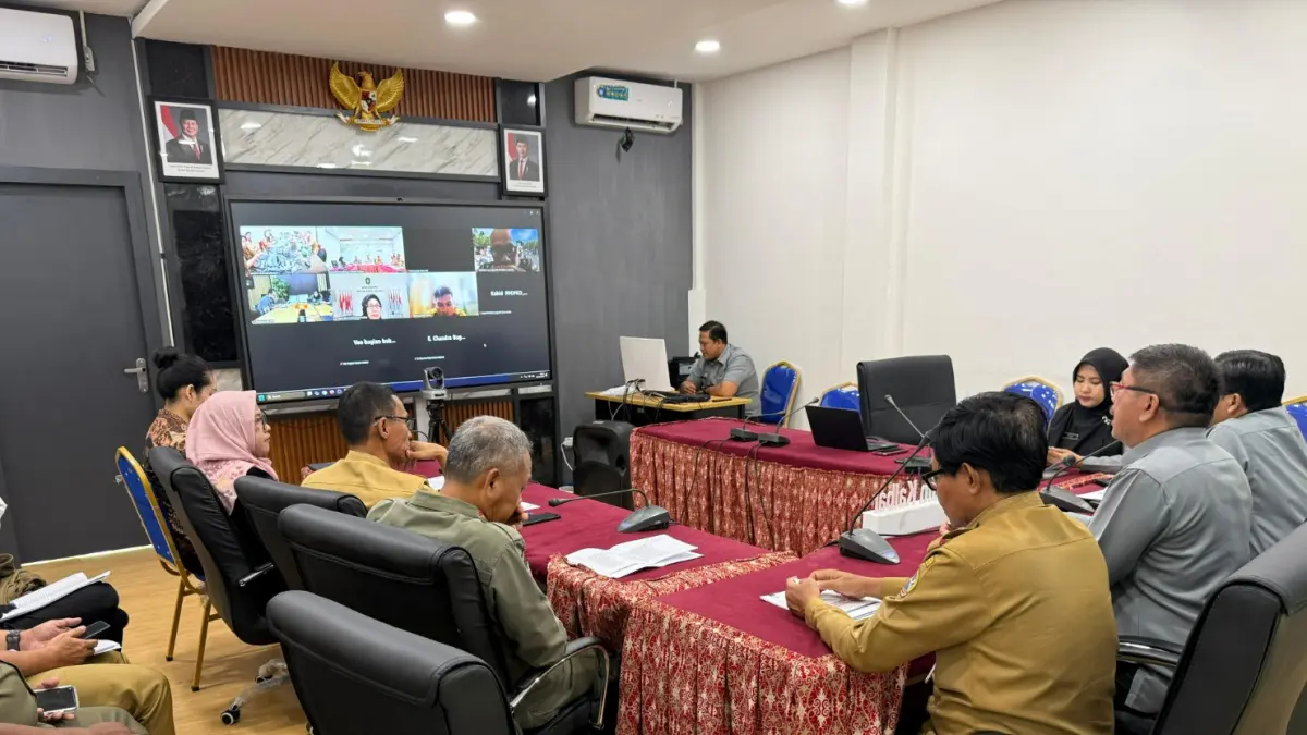 Kantor Wilayah Kementerian Hukum Kalimantan Barat menggelar rapat pengharmonisasian Raperwali Kota Pontianak pada Selasa (21/4). (DOK KANWIL KEMENKUM KALBAR)