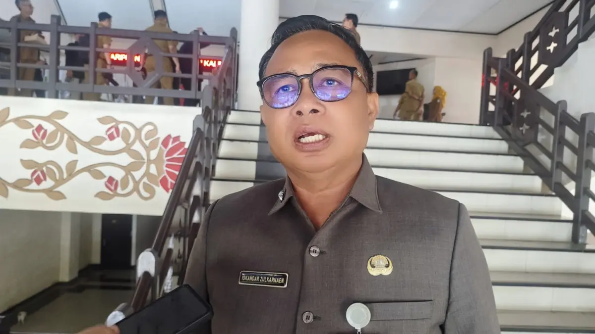Kepala Dinas Pekerjaan Umum dan Penataan Ruang (PUPR) Kalbar, Iskandar Zulkarnaen. (DOK PONTIANAK POST)