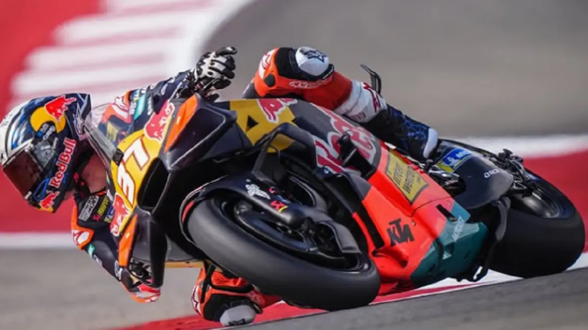 Pedro Acosta memacu KTM RC16 dalam balapan MotoGP 2026. (INSTAGRAM/@37pedroacosta)