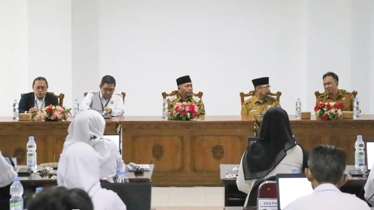 Wabup Juli Suryadi saat menghadiri pelatihan APIP Inspektorat Pemkab Mempawah.