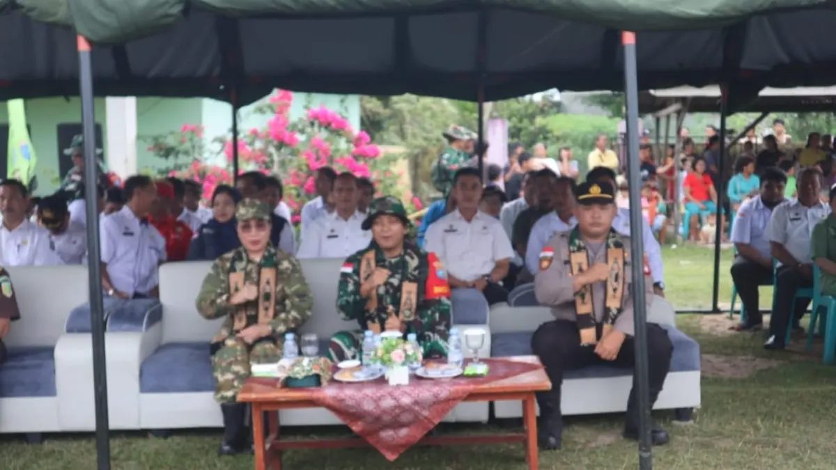 TMMD ke-128 resmi dibuka di Sanggau, bangun jalan 13 kilometer dan perkuat kemanunggalan TNI-rakyat.