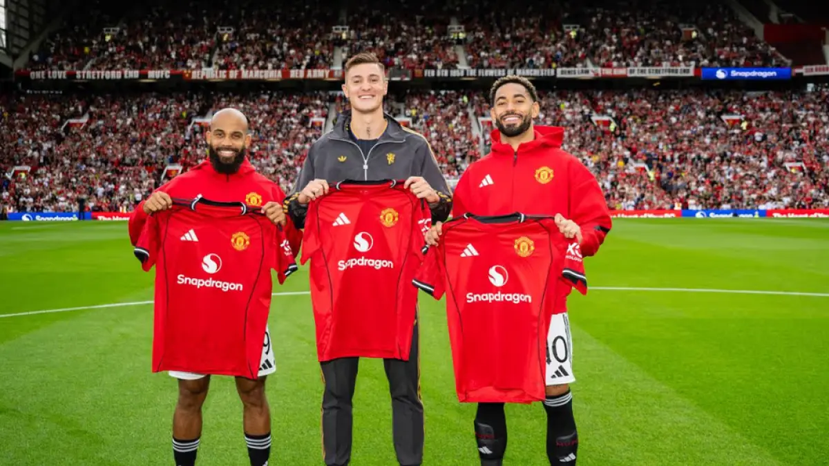 Keberhasilan transfer Benjamin Sesko, Matheus Cunha, Bryan Mbeumo, dan kiper Senne Lammens musim ini menjadi dasar keyakinan model rekrutmen itu layak dilanjutkan. (DOK. MANCHESTER UNITED)