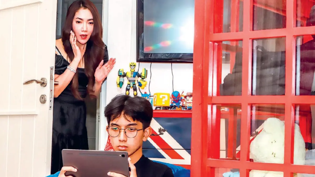 Ilustrasi anak main game online (DOK JAWAPOS)