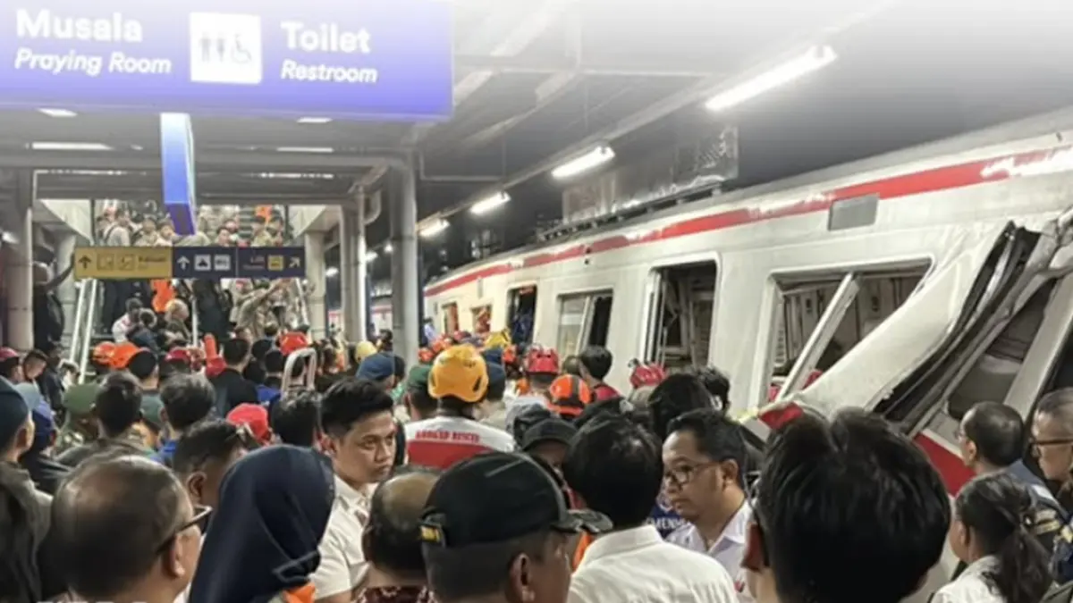 Insiden KRL Bekasi yang menewaskan korban jiwa.(INSTAGRAM/@kai121_)