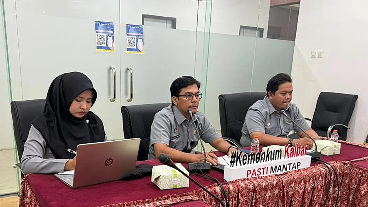 Kantor Wilayah Kementerian Hukum Kalimantan Barat melaksanakan pengharmonisasian Raperwali Singkawang pada Selasa (28/4). (DOK KANWIL KEMENKUM KALBAR)