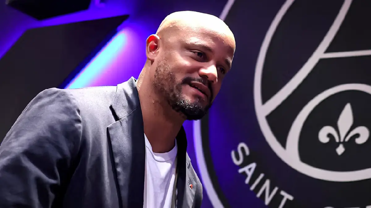 Pelatih Bayern Munich, Vincent Kompany, meminta suporter dalam kondisi sehat hadir di Allianz Arena saat menghadapi Paris Saint-Germain pada leg kedua semifinal Liga Champions. (DOK.BAYERN MUNICH)