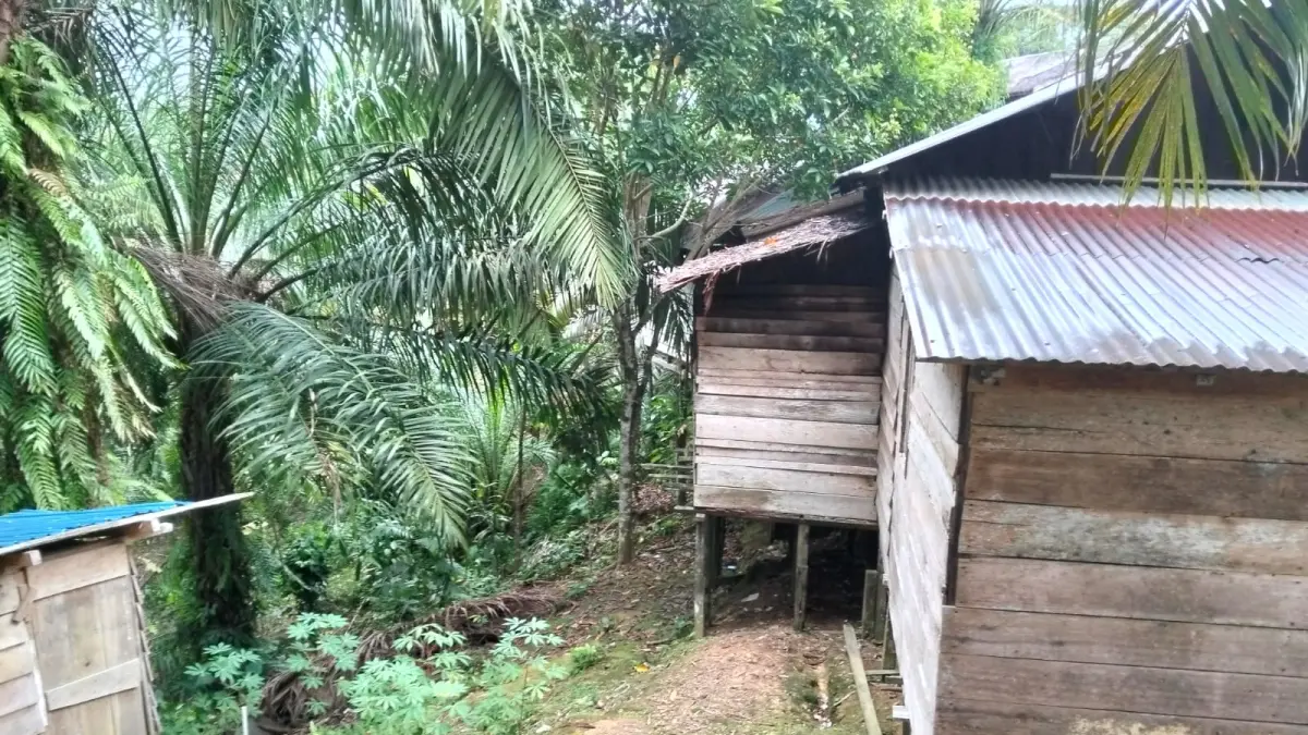 Rumah warga Desa Sei Rambai yang direhabilitasi melalui program TMMD ke-128.