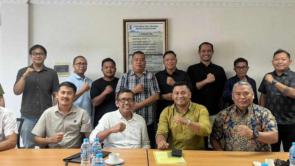 Mukti Plantation telah menjalankan komitmennya dengan menyerahkan Tanah Kas Daerah (TKD) kepada 9 pemerintah desa di Kecamatan Santai dan Simpang Hulu, Kabupaten Ketapang.