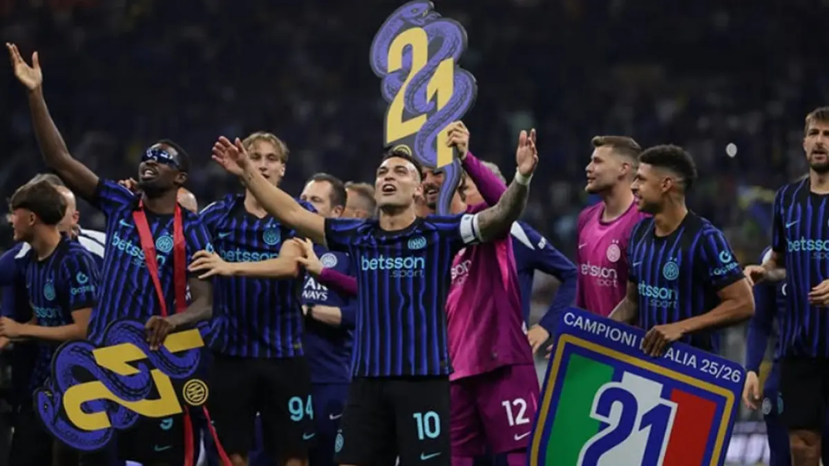 Pemain Inter Milan merayakan gelar juara Serie A usai menang atas Parma di San Siro (INSTAGRAM/@inter)