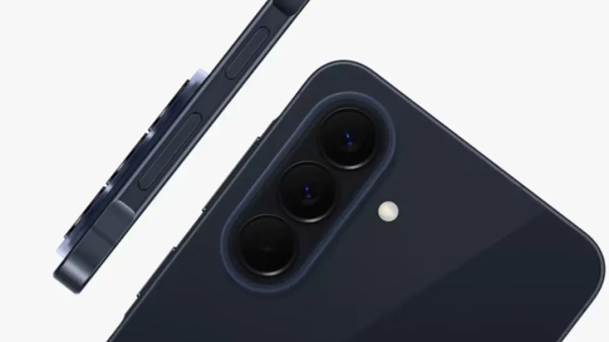 Samsung Galaxy A57 5G hadir dengan desain modern dan fitur andal untuk penggunaan harian. (Dok. Samsung)