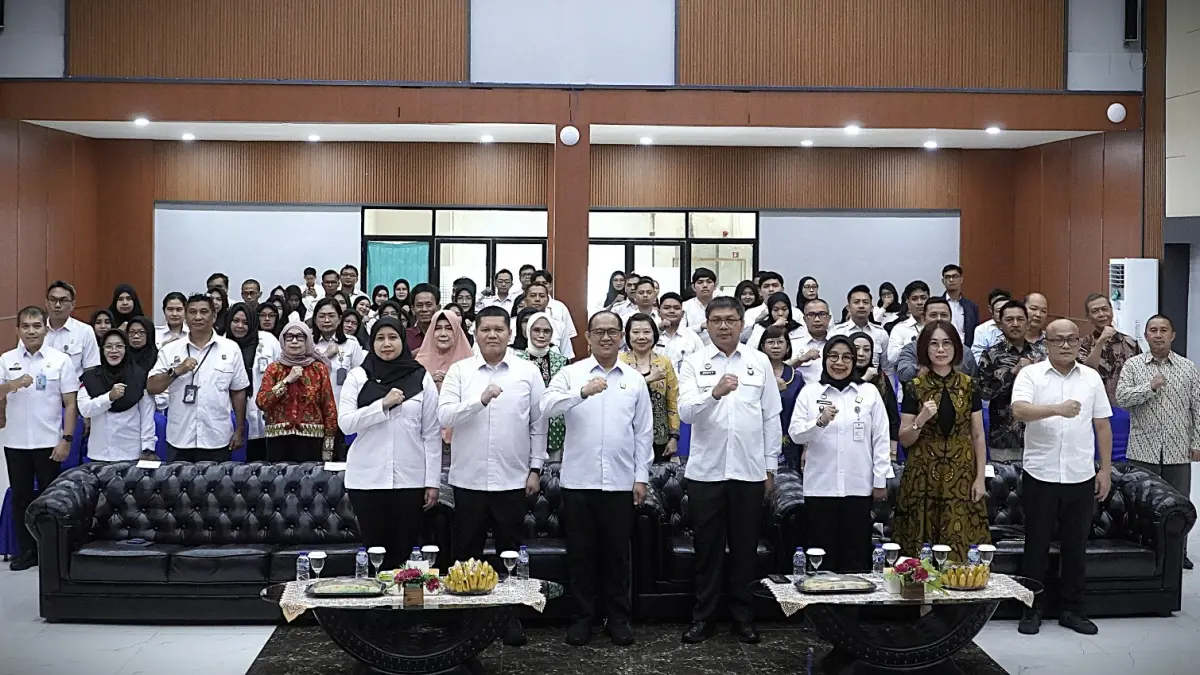 Ditjen AHU menggelar penguatan layanan AHU di Aula Soepomo, Kantor Wilayah Kementerian Hukum Kalimantan Barat, Rabu (6/5). (DOK KANWIL KEMENKUM KALBAR)