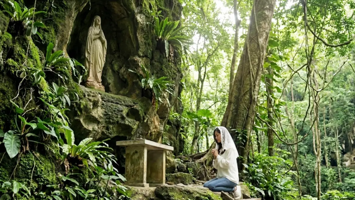Ilustrasi umat Katolik berdoa Rosario dan berziarah di Gua Maria pada Bulan Maria.