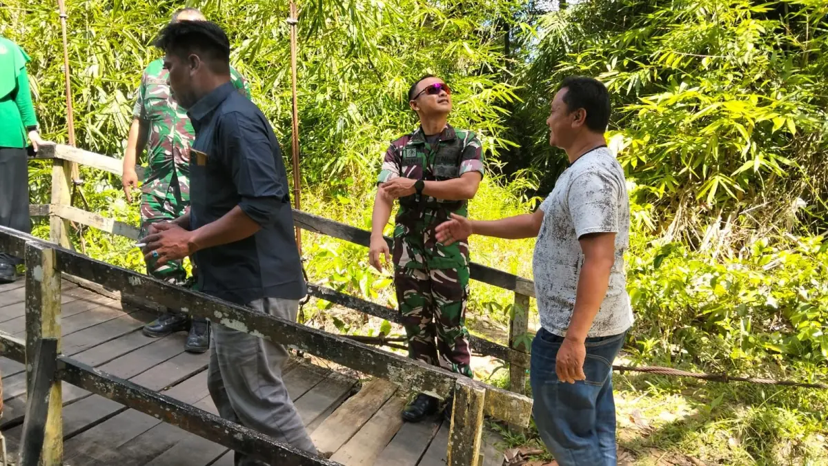 Banjir Hambat Pembangunan Jembatan Garuda Menyuke, Dandim Landak Turun Tinjau