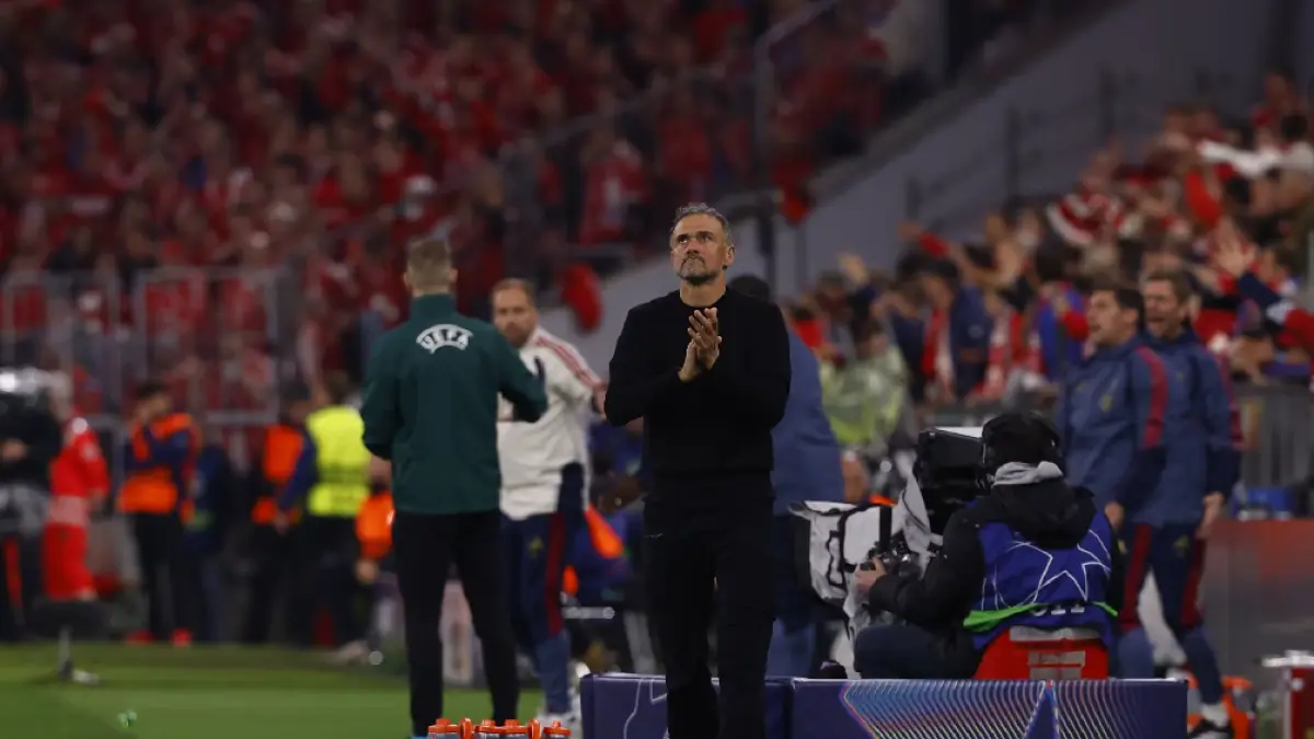 Luis Enrique merayakan keberhasilan PSG lolos ke final Liga Champions usai menyingkirkan Bayern Munchen. (dok.PSG)