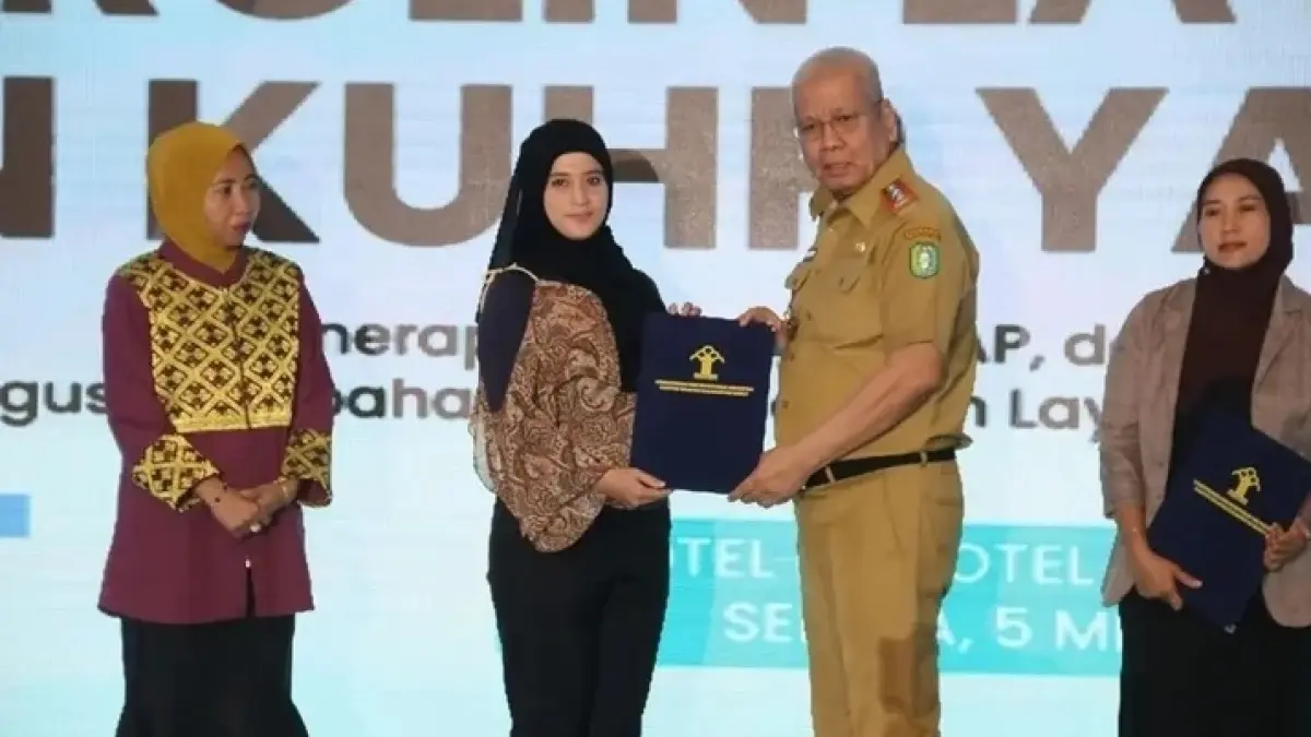 Sekretaris Daerah Kalimantan Barat Harisson saat menghadiri sosialisasi Kitab Undang-Undang Hukum Pidana (KUHP) baru di Kalimantan Barat. (ADPIM PEMPROV KALBAR)