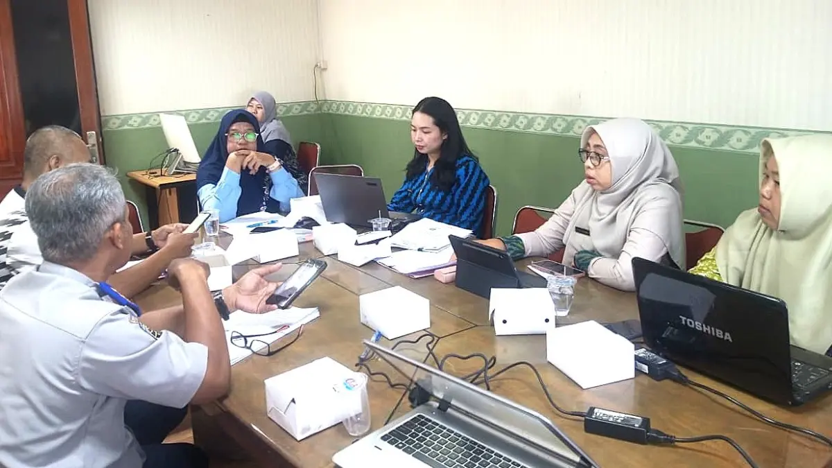 Kantor Wilayah Kementerian Hukum Kalimantan Barat menghadiri rapat pembahasan Rancangan Peraturan Wali Kota (Raperwali) Pontianak pada Jumat (7/5). (DOK KANWIL KEMENKUM KALBAR)