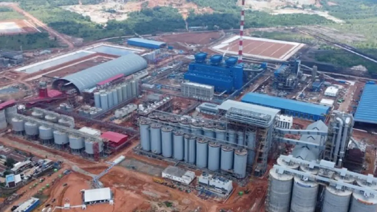 Smelter alumina PT BAI yang ada di Kalimantan Barat memberikan kontribusi peningkatan ekonomi Kalbar hyang memiliki potensi bauksit melipah (ANTARA/Rendra Oxtora)