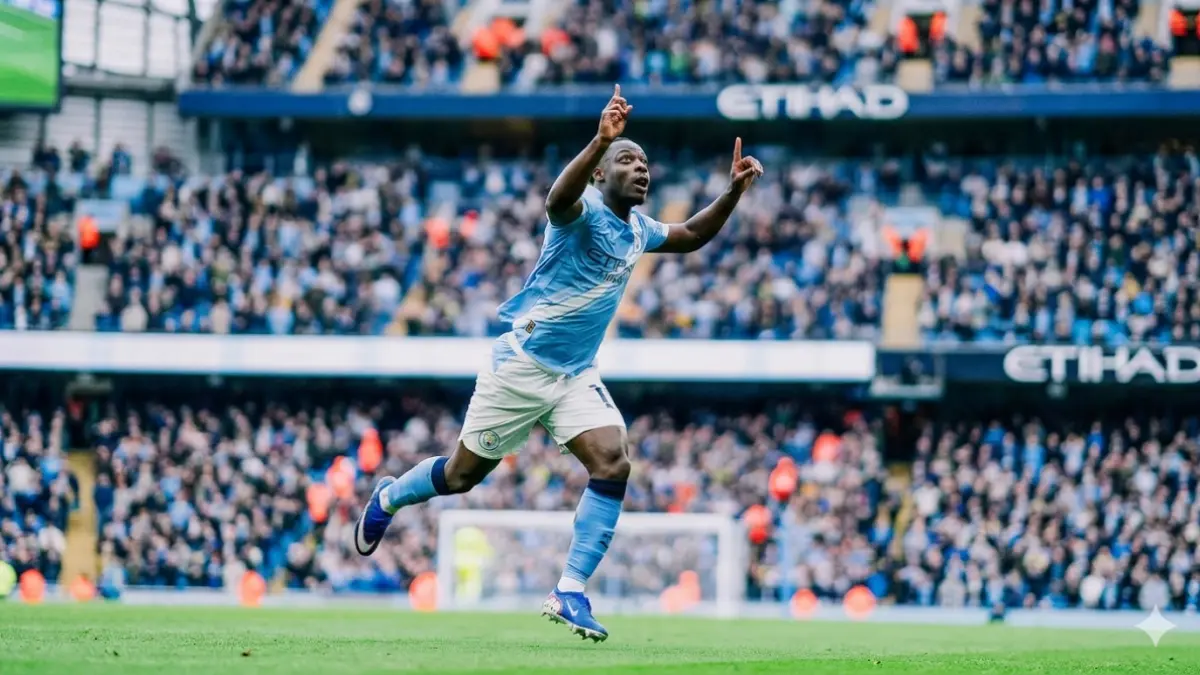 Jeremy Doku merayakan gol penting saat Manchester City mengalahkan Brentford di Etihad Stadium. (Dok. Manchester City)