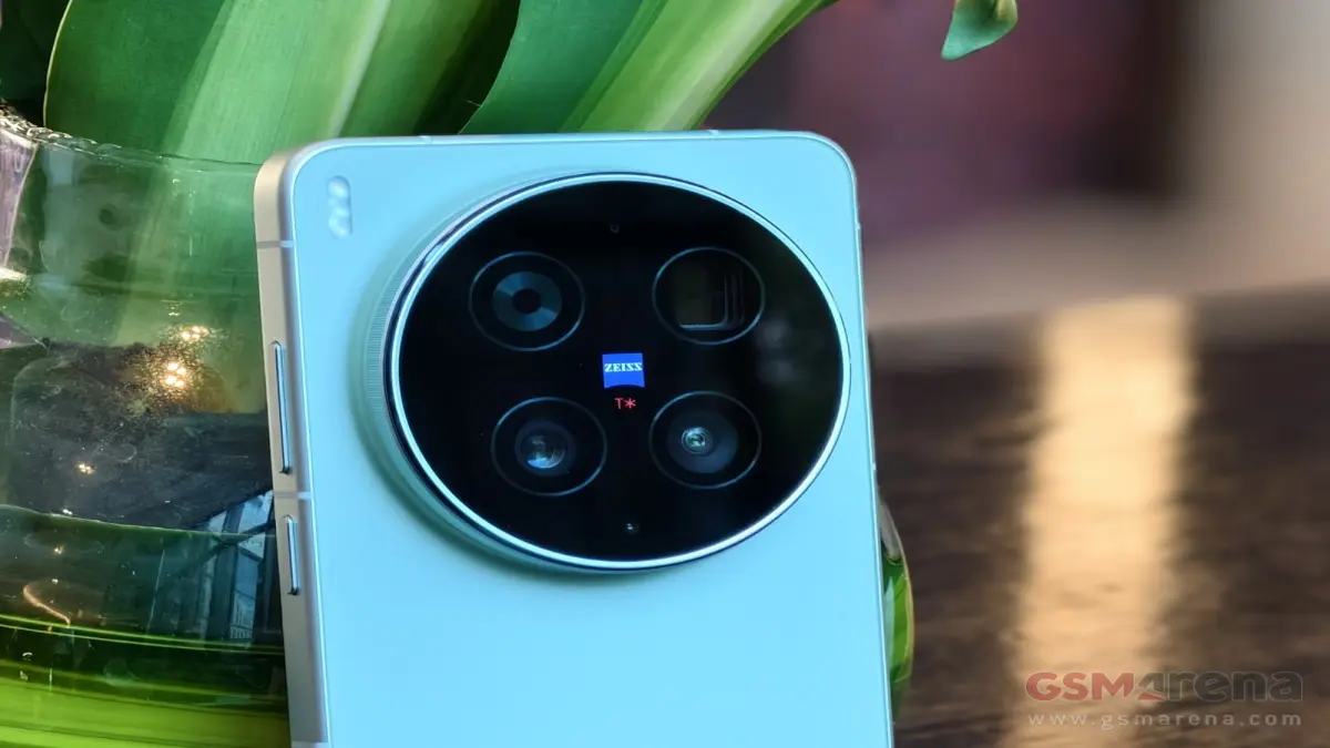 Vivo X300 Ultra. (GSMARENA)