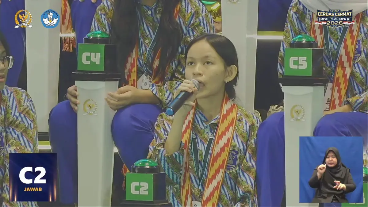 Siswi SMAN 1 Pontianak Josepha Alexandra saat mengikuti LCC 4 Pilar beberapa waktu lalu. (YOUTUBE MPR RI)