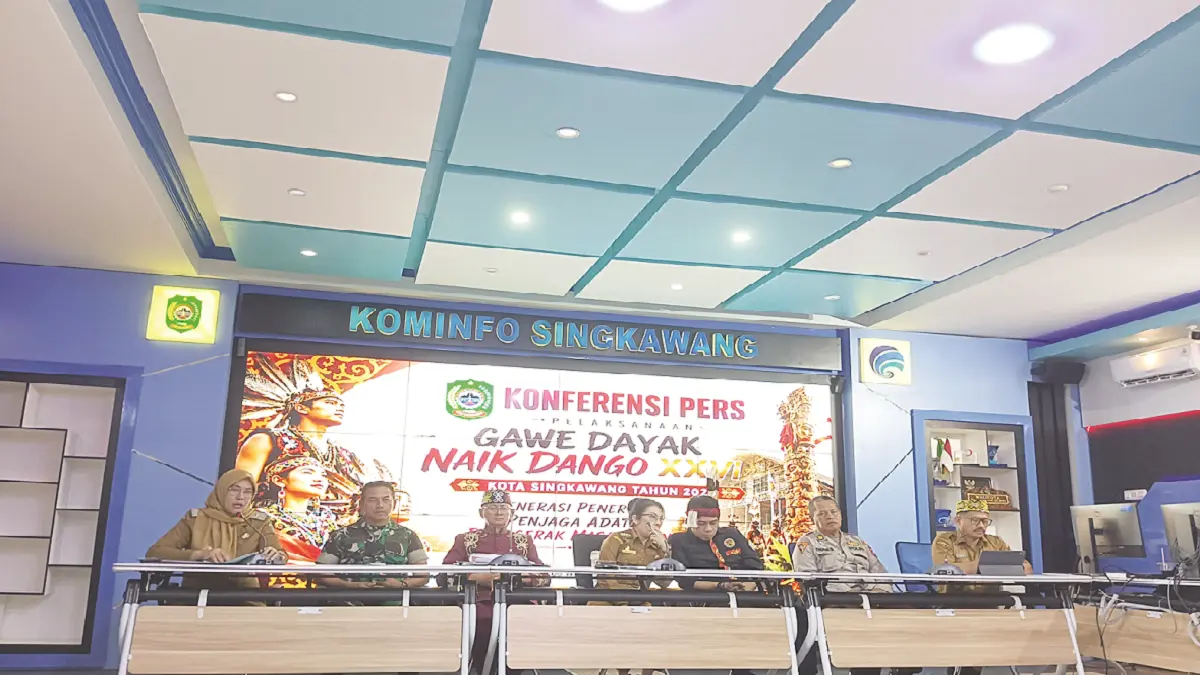 Konferensi pers terkait persiapan Gawe Dayak Naik Dango XXVI 2026  di Kantor Wali Kota Singkawang.(Diskominfo Skw)