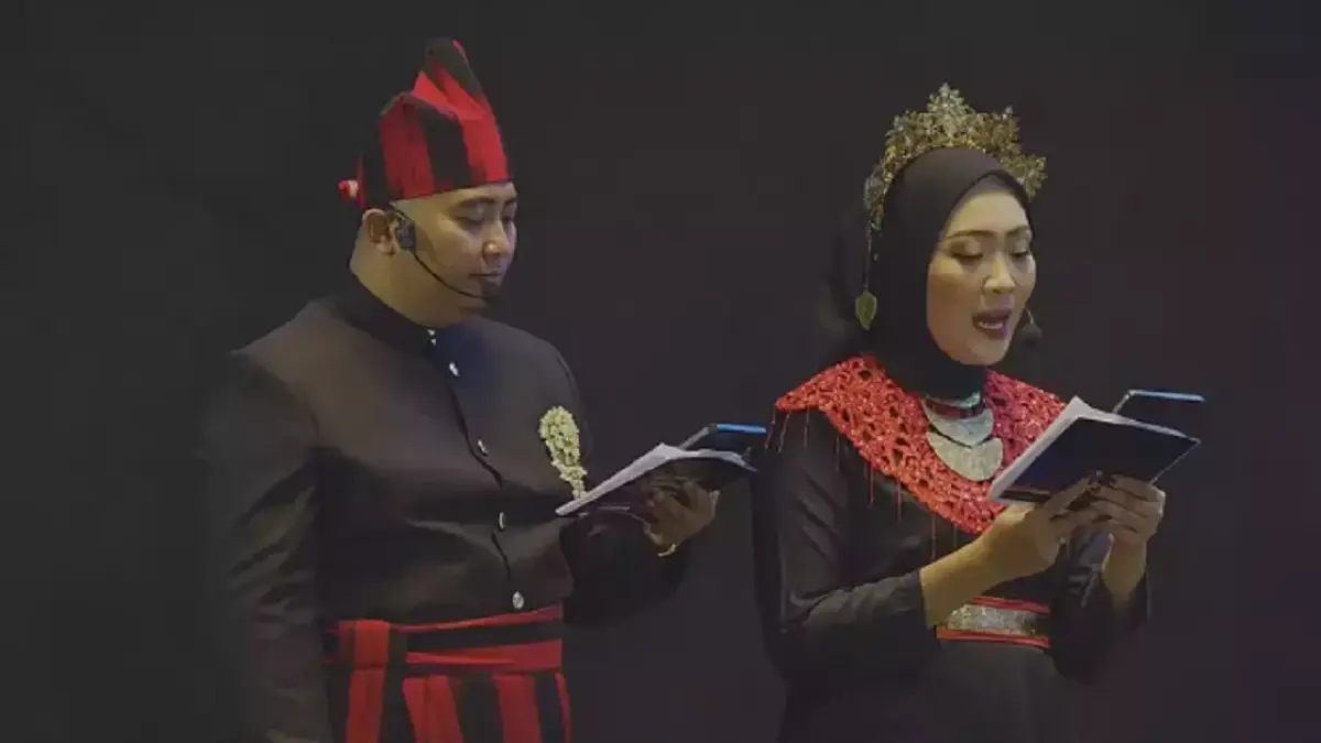 Shindy Lutfiana saat menjadi MC LCC Empat Pilar Kalbar (YouTube MPR RI)