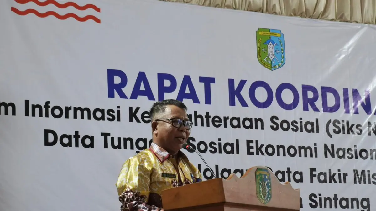 Staf Ahli Bupati Sintang Bidang Perekonomian, Pembangunan, dan Keuangan, Helmi, menuturkan data yang akurat menjadi fondasi utama dalam penyusunan kebijakan pemerintah, khususnya yang berkaitan dengan penanggulangan kemiskinan. (ISTIMEWA)