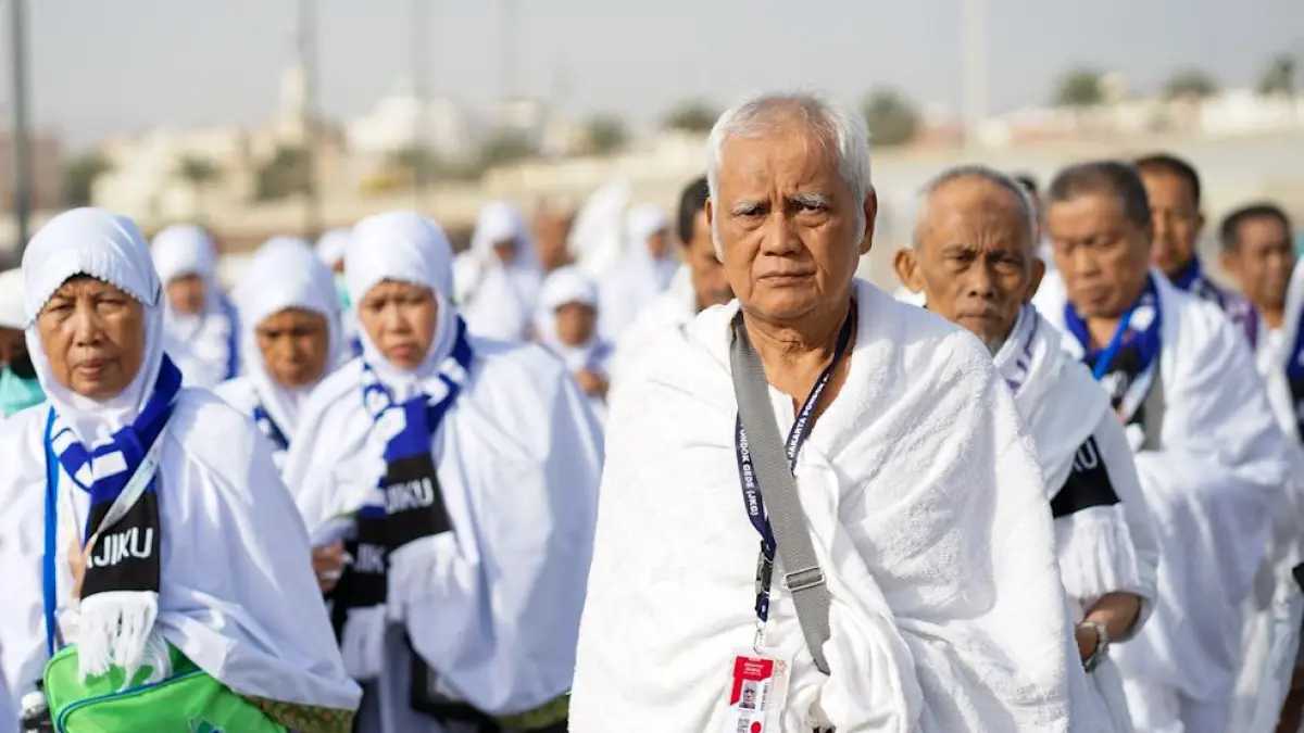 Rombongan jemaah haji asal Indonesia   