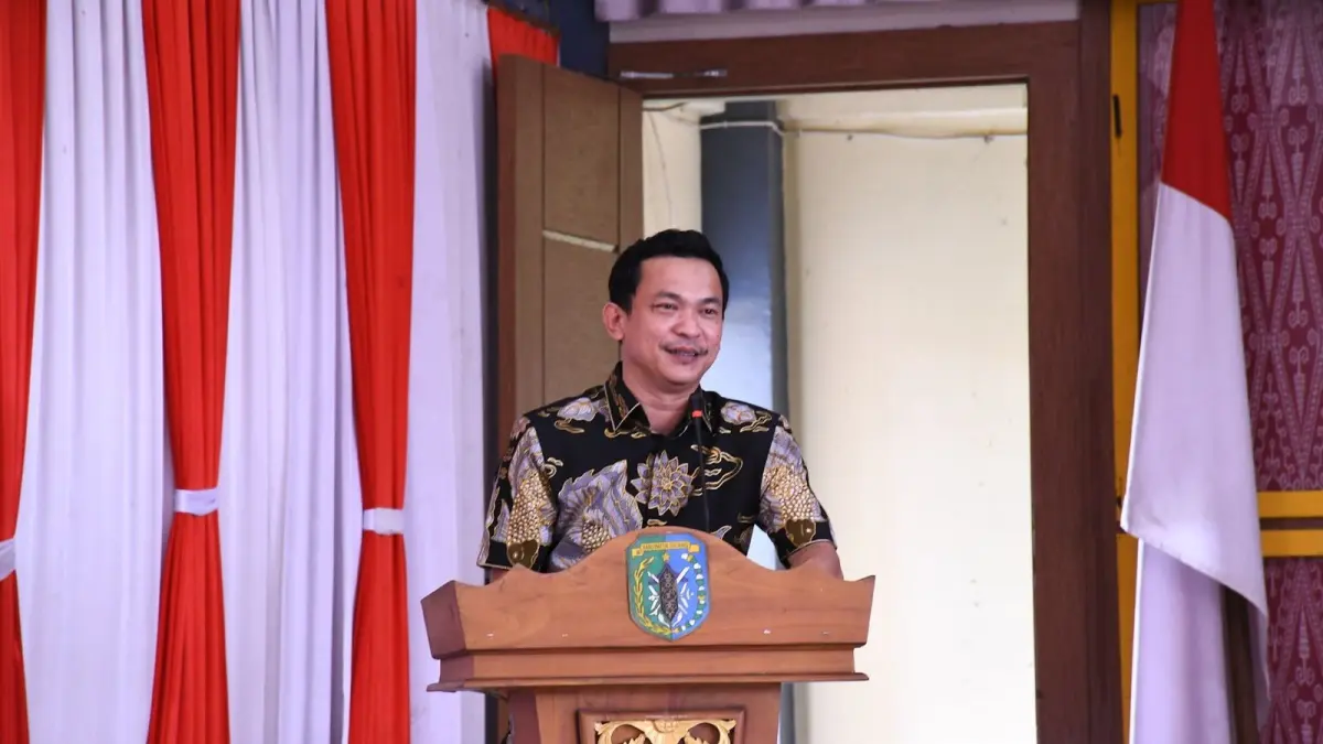 Wakil Bupati Sintang, Florensius Ronny menyebut perempuan Dayak memiliki kontribusi nyata dalam berbagai aspek kehidupan.