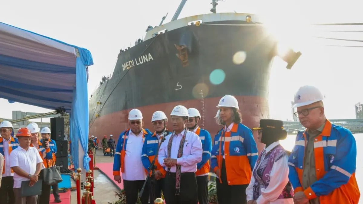 EKSPOR PUPUK: Menteri Pertanian Andi Amran Sulaiman saat melepas ekspor pupuk urea ke Australia.