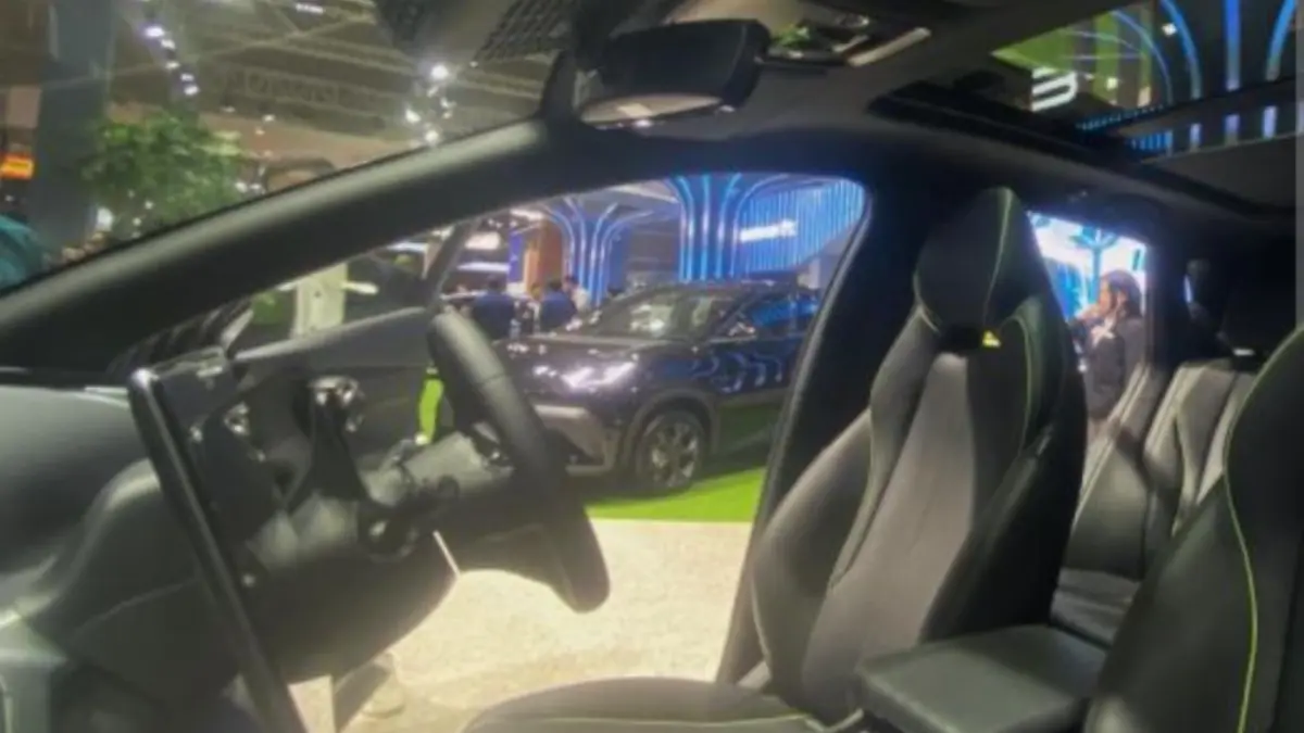 BYD Atto 3 Advance Plus yang ada di IIMS 2026. (ANTARA/Chairul Rohman)