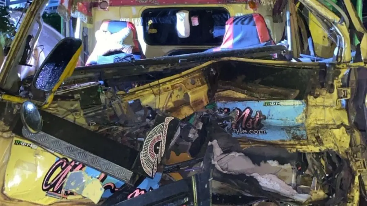 Truk yang terlibat kecelakaan di Dusun Simpang Tanjung, Desa Binjai, Tayan Hulu, Rabu (13/5) malam.