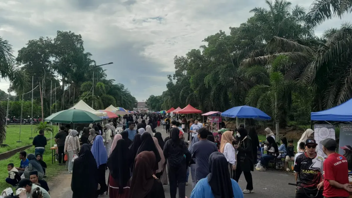 Area CFD Sambas menjadi salah satu kawasan yang dipilih untuk olahraga pagi terutama saat akhir pekan.